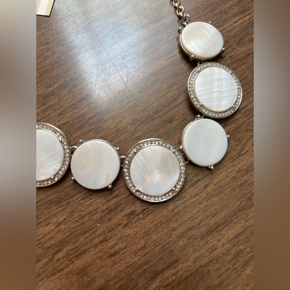 Splendid Iris necklace.